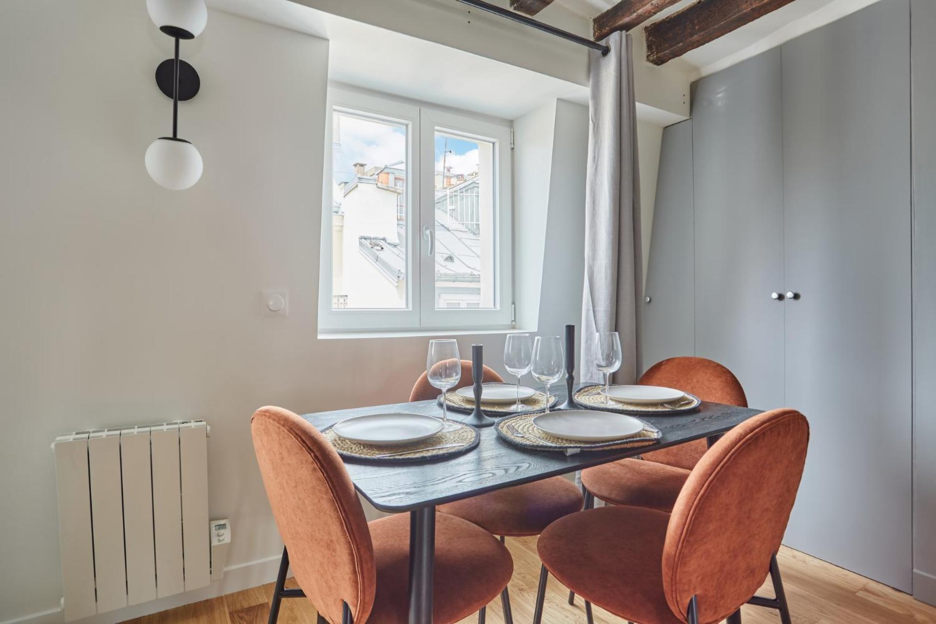 Apartment Stylish In Le Marais Paris